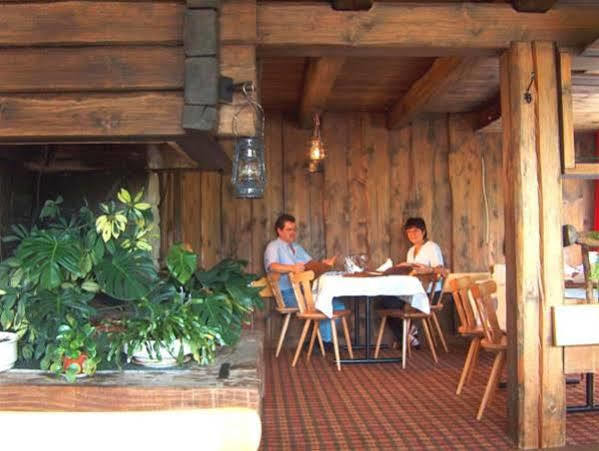 Hotel Aurora Andermatt Exteriör bild
