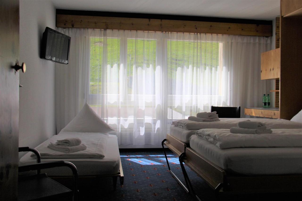 Hotel Aurora Andermatt Exteriör bild